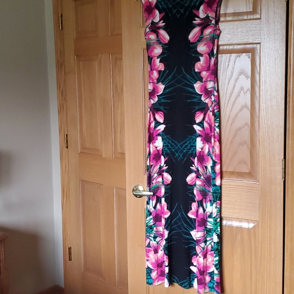 Apt 9 Maxi dress - Picture 2 of 2